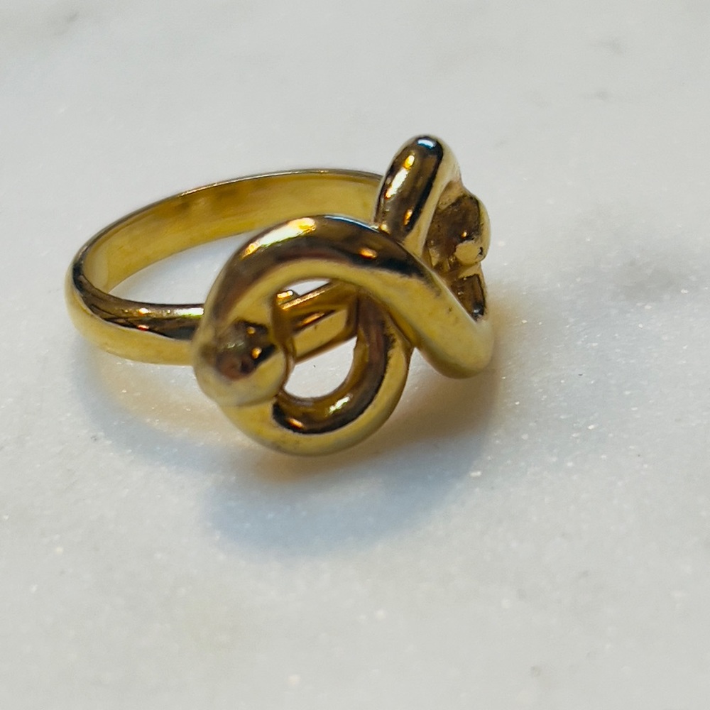 Vintage Napier Gold Tone Single Knot Ring - size 6